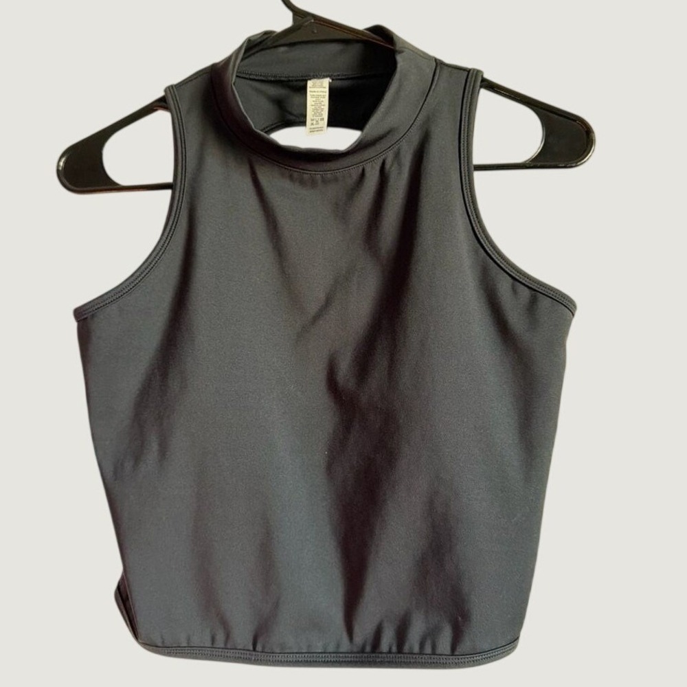 Nova Sport Womens Black High Neck Cutout Back Padded Crop Top ZDNVSP1080 L‎ Gym